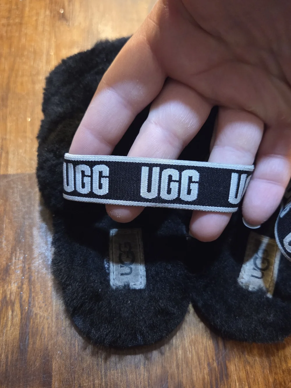 Ugg black toddler fluffy open toe sling back slippers size 11 Preppy Designer